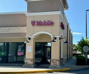 T-Mobile Pleasant Hill Rd & Bellalago Dr