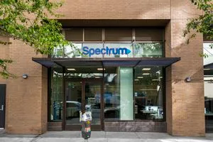 Spectrum - 6200 West Hollywood Blvd