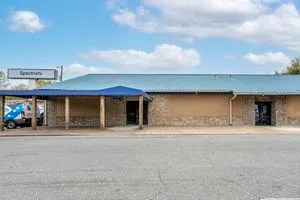 Spectrum - 707 West Main St