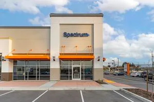 Spectrum - 999 Main St