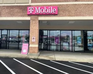 T-Mobile Ky-53 & Cherrywood Dr