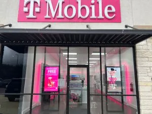 T-Mobile State Hwy 71 & W Hwy 159