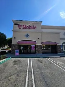 T-Mobile Collier Ave & Hunco Way