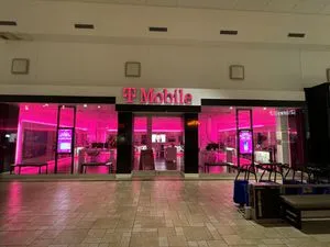T-Mobile Smith Haven Mall