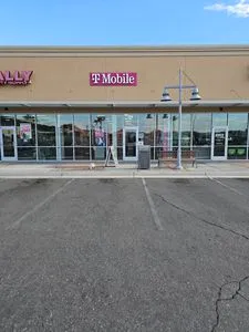 T-Mobile The Shops at Lake Havasu