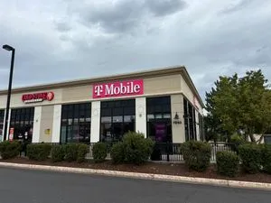 T-Mobile Alameda & Wadsworth