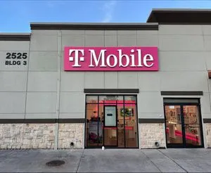 T-Mobile Northcross