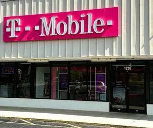 T-Mobile Hwy 9 Byp W & Canterbury Dr