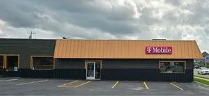 T-Mobile S Main St & Summit St
