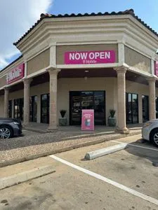 T-Mobile Del Mar Plaza