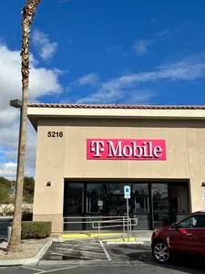 T-Mobile Boulder Hwy & Nellis