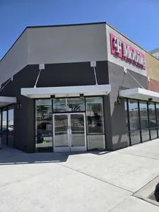 T-Mobile Tropicana Beltway