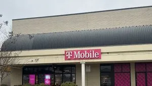 T-Mobile Laurel Shopping Center