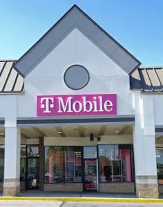T-Mobile Maryland City Plaza