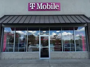 T-Mobile Walmart Dr & US Route 42