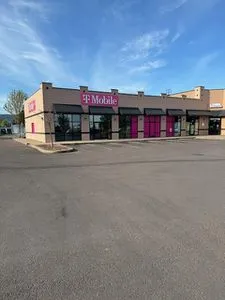 T-Mobile Santiam Square