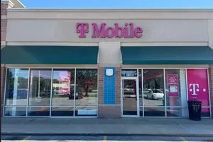 T-Mobile Detroit & Center Rd