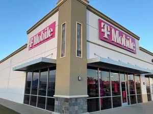 T-Mobile The Shops at Levelland