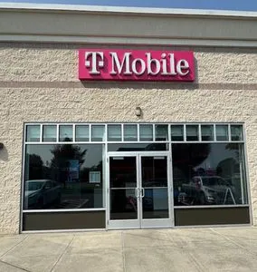T-Mobile Levittown Pkwy& US 13
