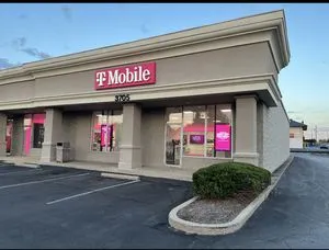 T-Mobile Fayette Plaza