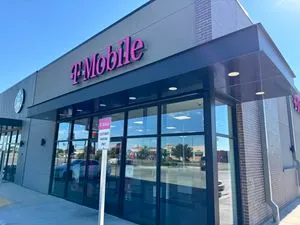 T-Mobile Kansas & 15th