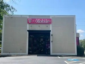 T-Mobile W Markham St & N Bowman Rd