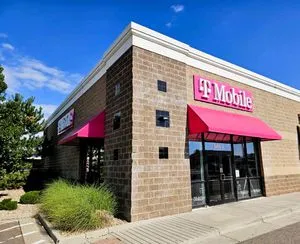 T-Mobile Wadsworth & Crestline