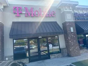 T-Mobile Market Place at Locust Grove
