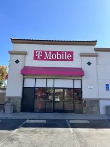 T-Mobile Ximeno & PCH