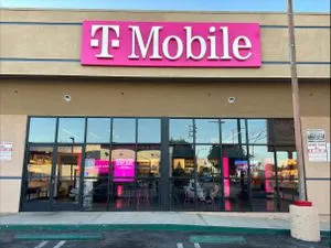 T-Mobile Western & Venice
