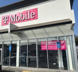 T-Mobile Santa Monica & Western