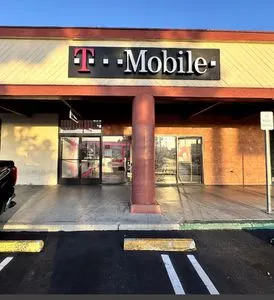 T-Mobile 1st & Saratoga