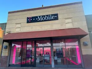 T-Mobile Mlk & Vermont