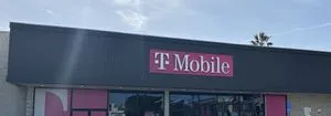 T-Mobile N Figueroa St & S Ave 58