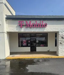 T-Mobile Louisa - Main St