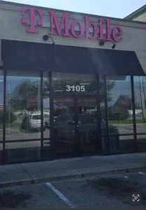 T-Mobile 3rd & Central