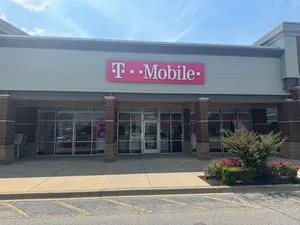 T-Mobile Springhurst Towne Center