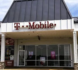 T-Mobile Security & Woodlawn