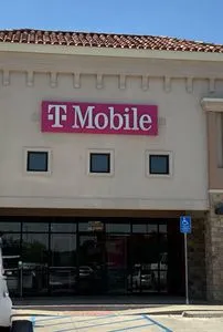 T-Mobile 98th St & Slide Rd