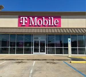 T-Mobile Brentwood Dr & Whitehouse Dr