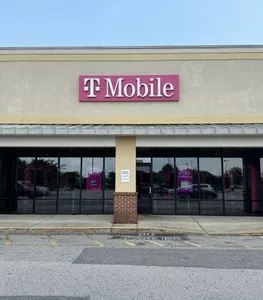 T-Mobile Lumberton Towne Centre