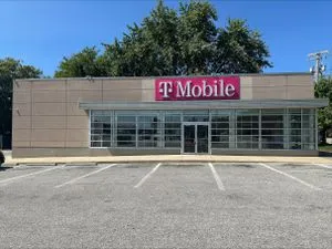 T-Mobile Fallstaff Shopping Center