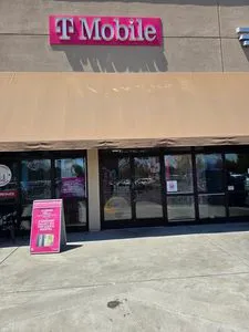 T-Mobile The Commons at the Madera Fair