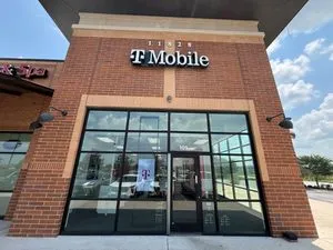 T-Mobile Ring Dr & Saint Mary Dr