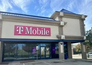 T-Mobile W Debbie Ln & Hwy 287 N