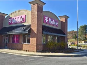 T-Mobile N Main St & Johnston Rd