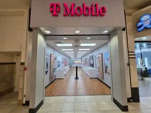 T-Mobile Huntington Mall