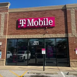 T-Mobile Lincoln Hwy & Cicero