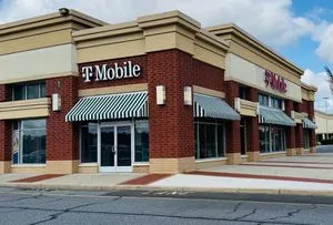 T-Mobile Hamilton Commons