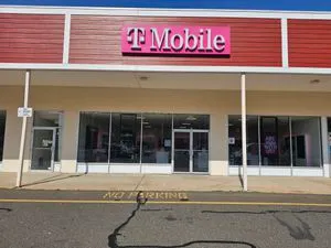 T-Mobile Mallory Brook Plaza